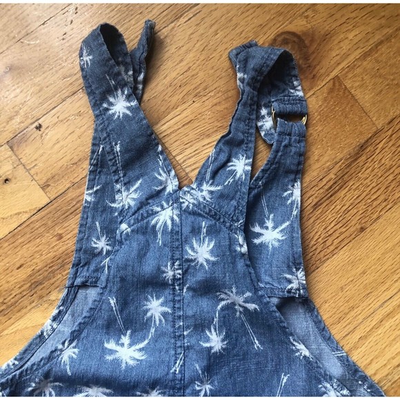 Denim Look Size 7/8 Palm Tree Overalls Jumpsuit - Picture 6 of 8